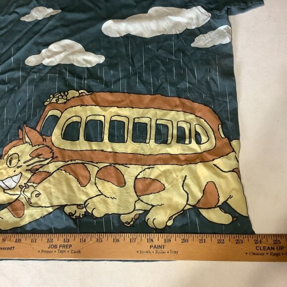 Men's My Neighbor Totoro Shirt Large Scenic Short Sleeve Button Up Ghibli Catbus - Picture 8 of 9